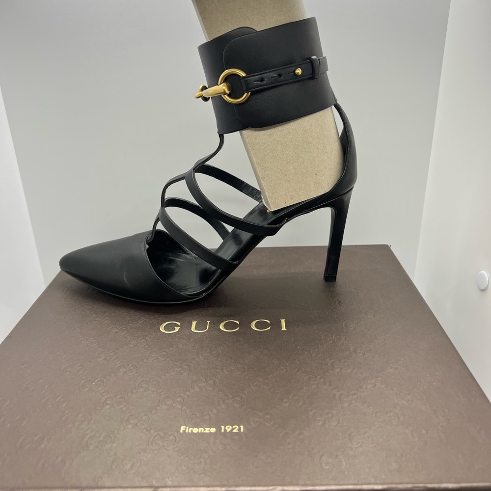 Gucci Black Designer pump